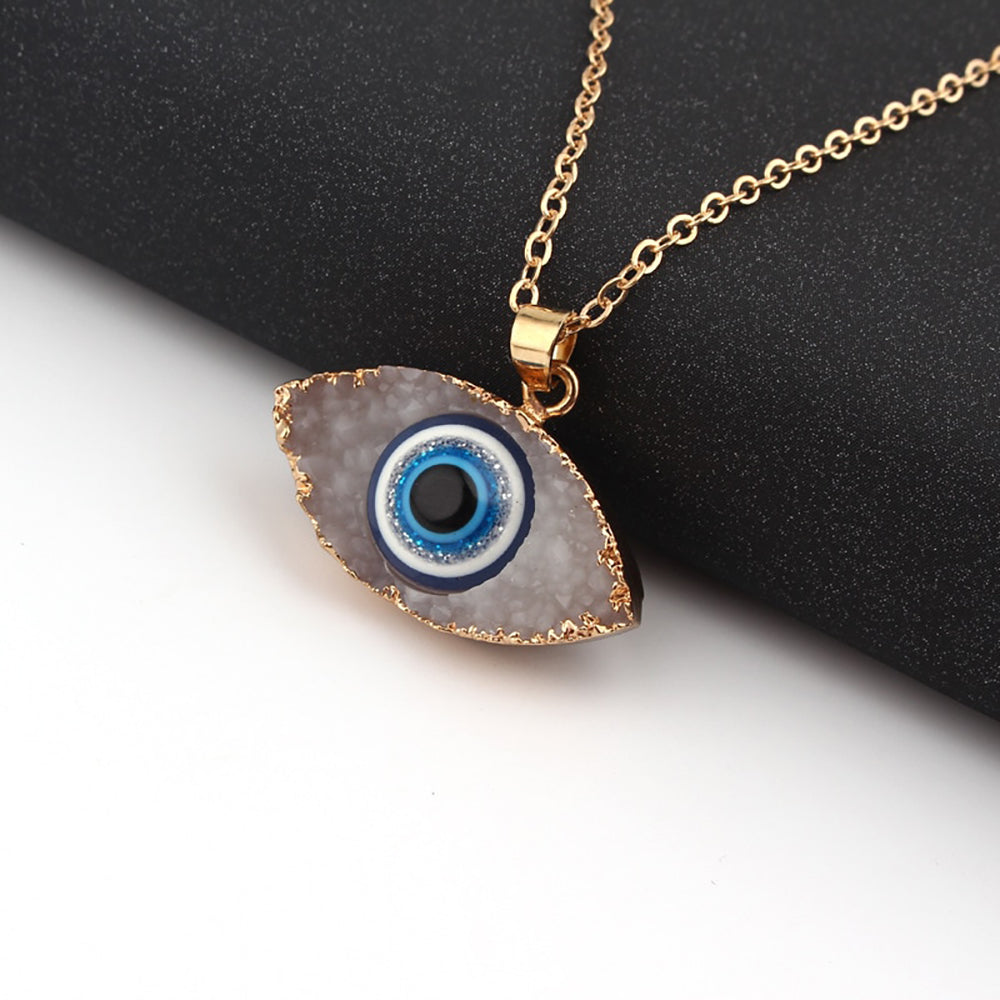 Elevate Your Style with our Bohemian Vintage Turkish Evil Eye Pendant Necklace