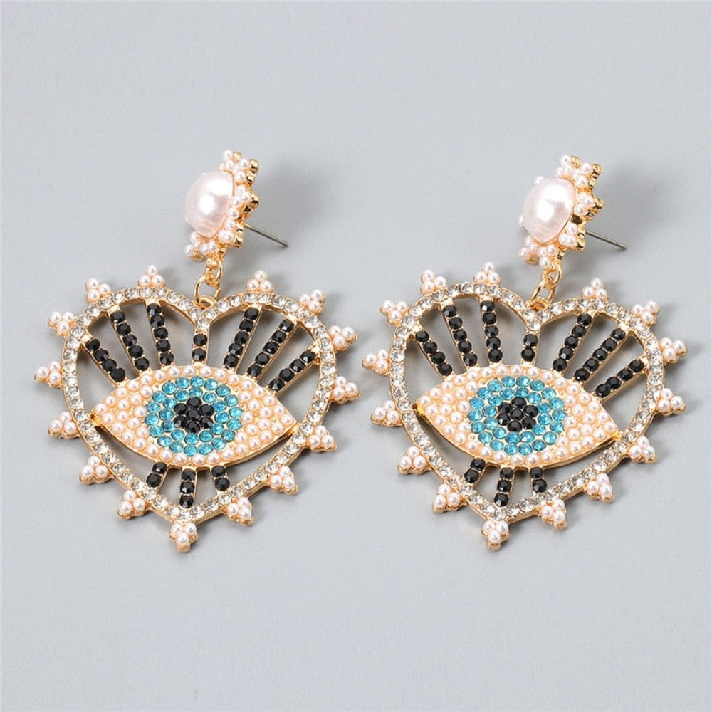 Vintage charm and trendy style