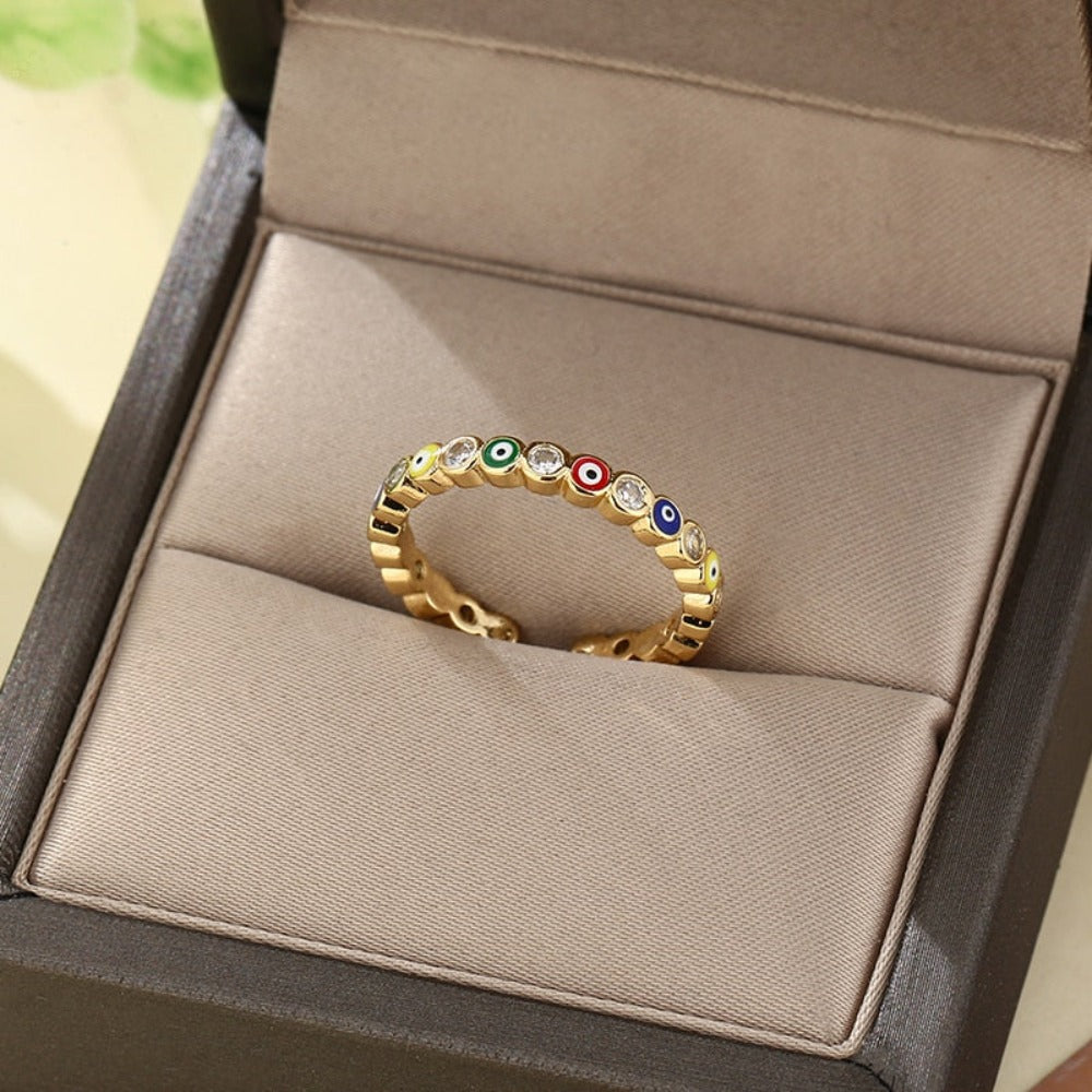 Vintage style jewelry