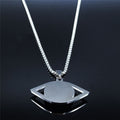 Fashion-forward pendant necklaces
